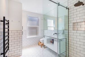 Photo 21- click for photo gallery